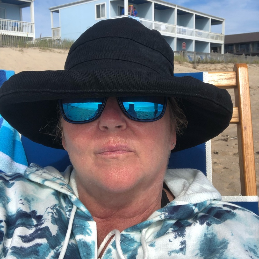 Meet your Posher, Kelly